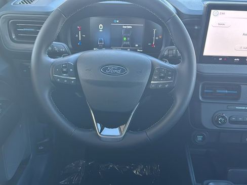 New 2025 Ford Maverick Lobo image 9
