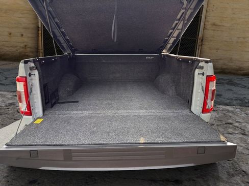 Used 2023 Ford F150 Lariat w/ Equipment Group 502A High image 5