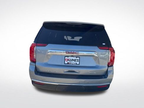 Used 2023 GMC Yukon XL SLT w/ SLT Premium Package AWD/4WD image 14