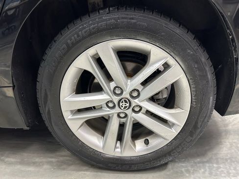 Used 2022 Toyota Corolla SE image 18