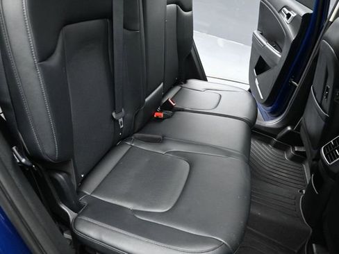 Used 2023 Kia Sportage EX image 25