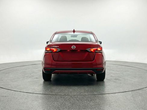 Used 2025 Nissan Versa SV image 7