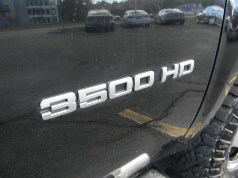 Used 2012 GMC Sierra 3500 SLT w/ SLT Convenience Package AWD/4WD image 12