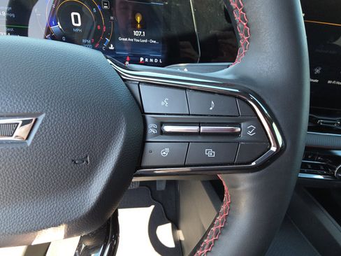 Certified 2025 Chevrolet Equinox RS w/ Safety and Technology Package image 19