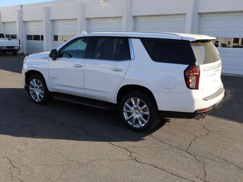 Used 2024 Chevrolet Tahoe High Country image 8