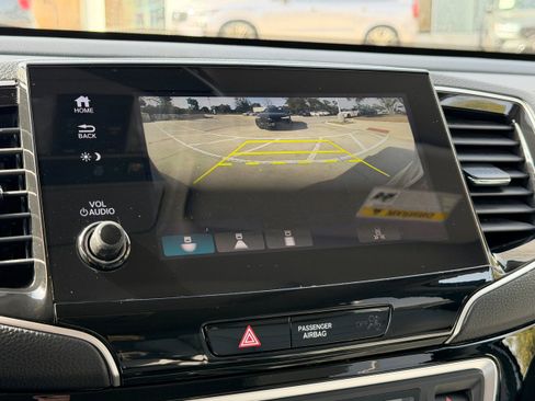 Used 2021 Honda Pilot Touring image 20