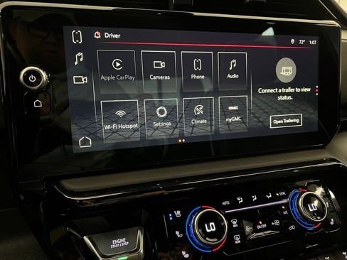 Used 2022 GMC Sierra 1500 AT4X image 41