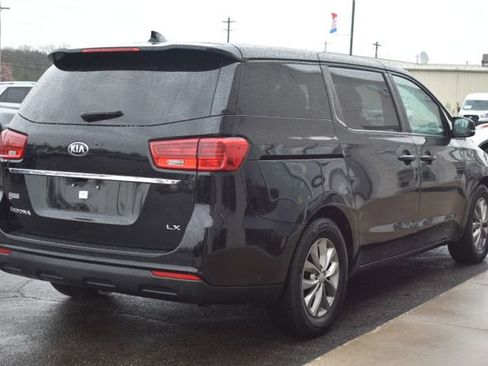Used 2019 Kia Sedona LX FWD image 9