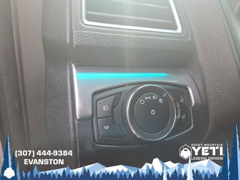 Used 2016 Ford Explorer Limited image 30