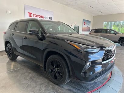 Used 2023 Toyota Highlander XLE
