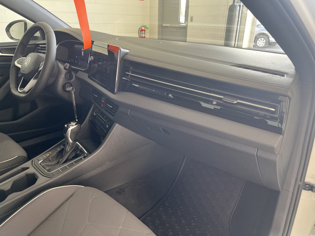 Certified 2026 Volkswagen Jetta Sport FWD image 27