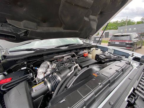 Used 2025 Chevrolet Silverado 3500 W/T AWD/4WD image 19