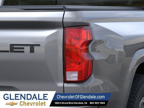 New 2026 Chevrolet Colorado LT w/ LPO, Hood Decal Package RWD image 11
