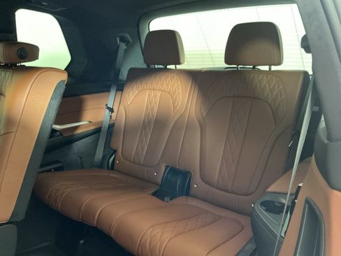Certified 2026 BMW X7 M60i w/ Executive Package AWD/4WD image 28