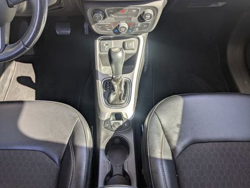 Used 2020 Jeep Compass Latitude w/ Popular Equipment Group image 22