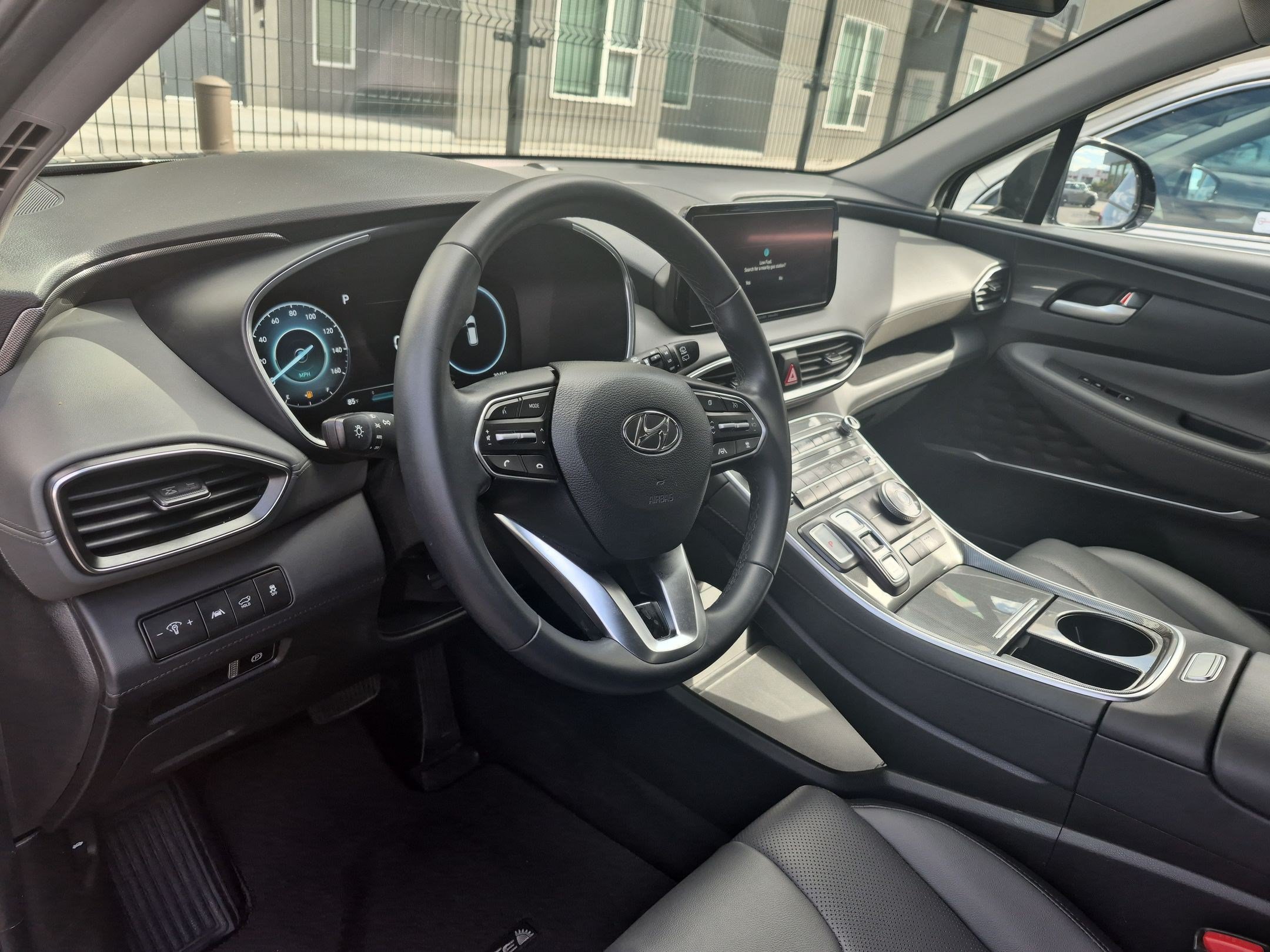 Certified 2023 Hyundai Santa Fe SEL w/ Premium Package AWD/4WD image 16