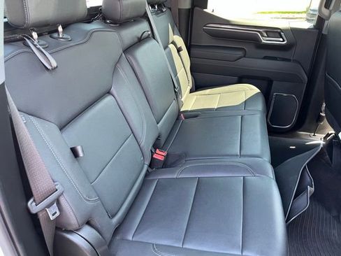 Used 2023 Chevrolet Silverado 1500 LTZ w/ LTZ Premium Package image 18