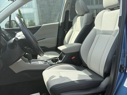 Used 2024 Subaru Forester Premium AWD/4WD image 14