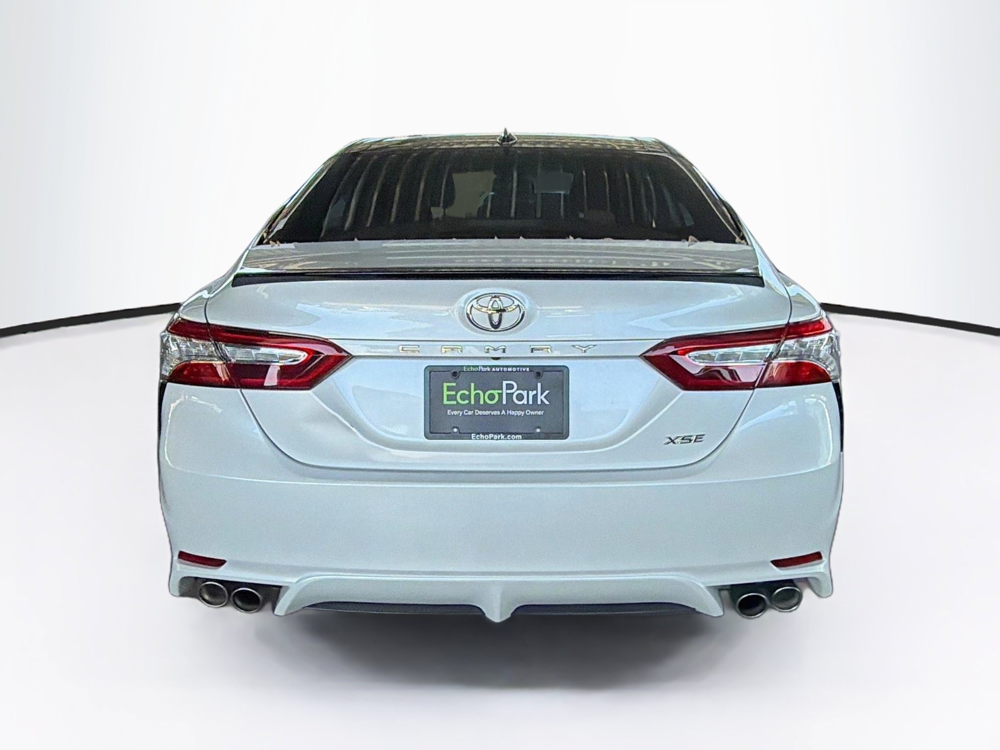 Used 2020 Toyota Camry XSE FWD image 7
