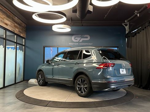 Used 2021 Volkswagen Tiguan SEL w/ 3-Row Tiguan MDO Package image 5