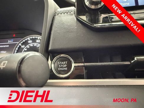 Used 2022 Mitsubishi Outlander SE image 28