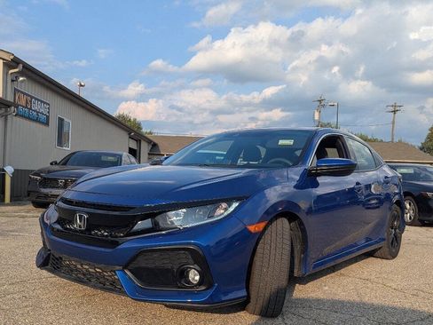 Used 2019 Honda Civic EX image 13