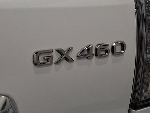 Used 2023 Lexus GX 460 Premium image 30