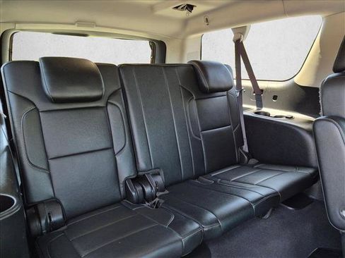 Used 2020 Chevrolet Suburban Premier RWD image 21