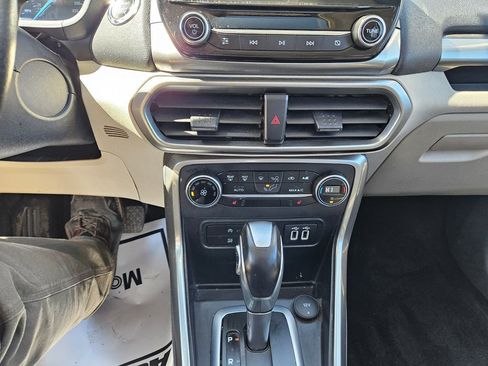 Used 2018 Ford EcoSport SE w/ SE Convenience Package image 15