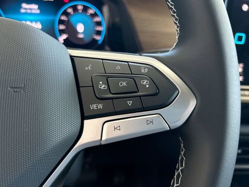 New 2026 Volkswagen Atlas SE FWD image 18