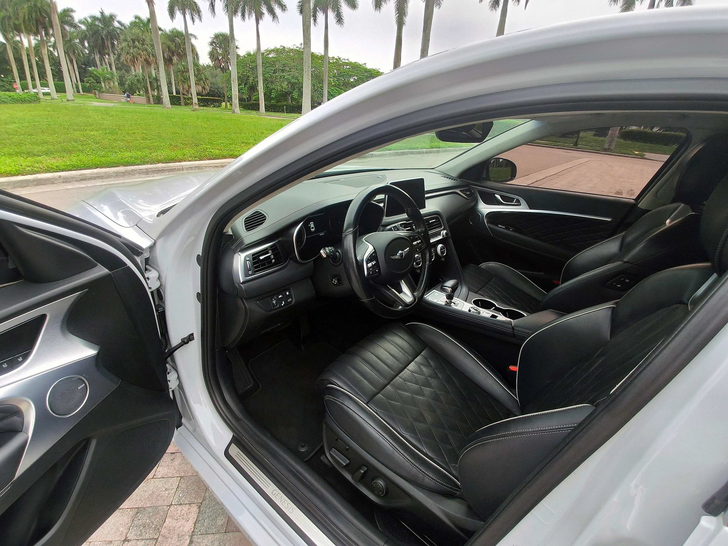 Used 2019 Genesis G70 2.0T Advanced w/ Dynamic Package RWD image 28