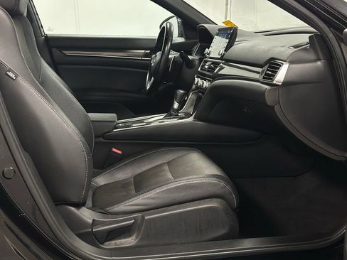 Used 2020 Honda Accord Sport image 19