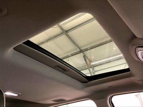 Used 2024 RAM 3500 Laramie image 21