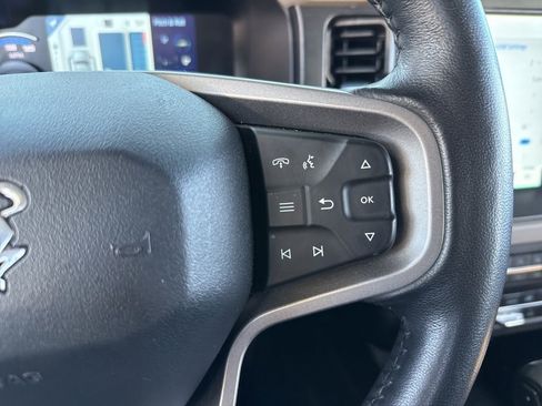 Used 2022 Ford Bronco Wildtrak image 32