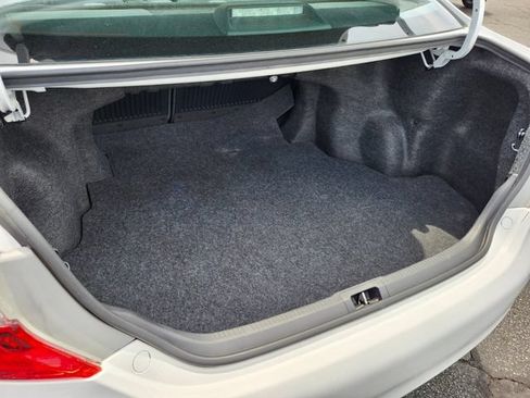 Used 2014 Toyota Camry SE w/ Fleet Convenience Package FWD image 25