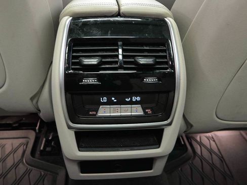 Used 2023 BMW X5 xDrive40i w/ M Sport Package AWD/4WD image 10