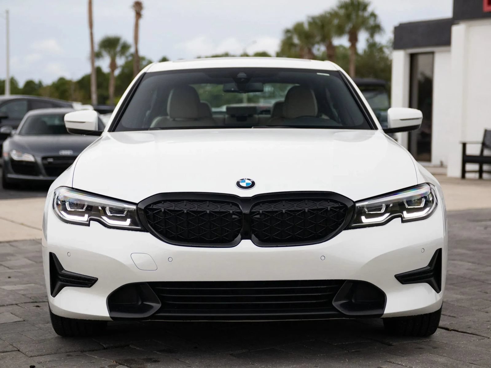 Used 2021 BMW 330i Sedan w/ Convenience Package RWD image 4