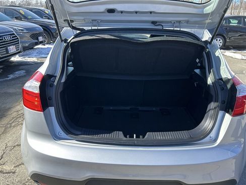 Used 2013 Kia Rio SX w/ Premium Pkg image 8
