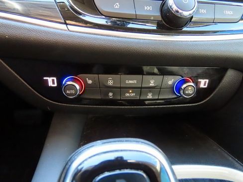 Used 2020 Buick Enclave Essence w/ Sport Touring Edition image 26