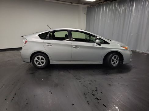 Used 2012 Toyota Prius Three image 9