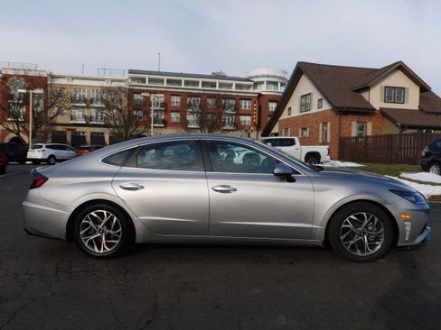 Used 2021 Hyundai Sonata SEL w/ Convenience Package image 8