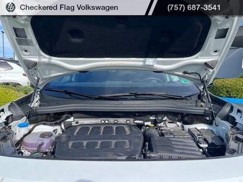 Used 2025 Volkswagen Tiguan SE R-Line AWD/4WD image 32