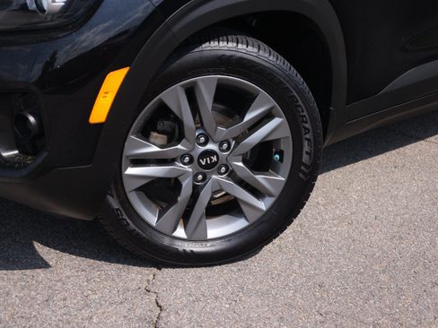 Used 2021 Kia Seltos S FWD image 23