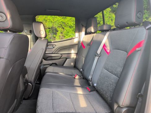 Certified 2024 Chevrolet Colorado Z71 w/ Z71 Convenience Package 2 image 31