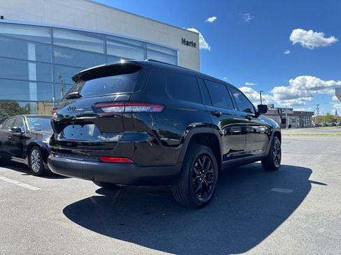 Used 2024 Jeep Grand Cherokee L Laredo AWD/4WD image 7
