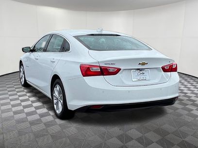 Used 2025 Chevrolet Malibu LT