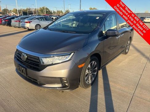 Used 2024 Honda Odyssey EX-L image 1