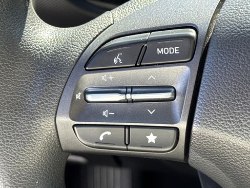 Used 2023 Hyundai Kona SEL image 24