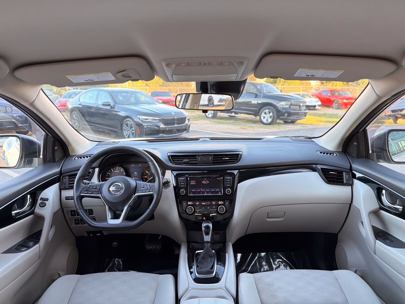 Used 2019 Nissan Rogue Sport SV w/ All-Weather Package AWD/4WD image 26