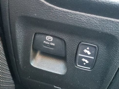 Used 2021 RAM 1500 Big Horn AWD/4WD image 22